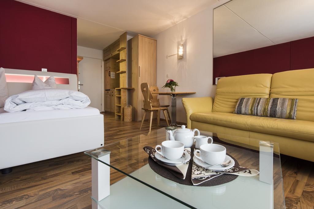 Des Alpes Hotel 3*
